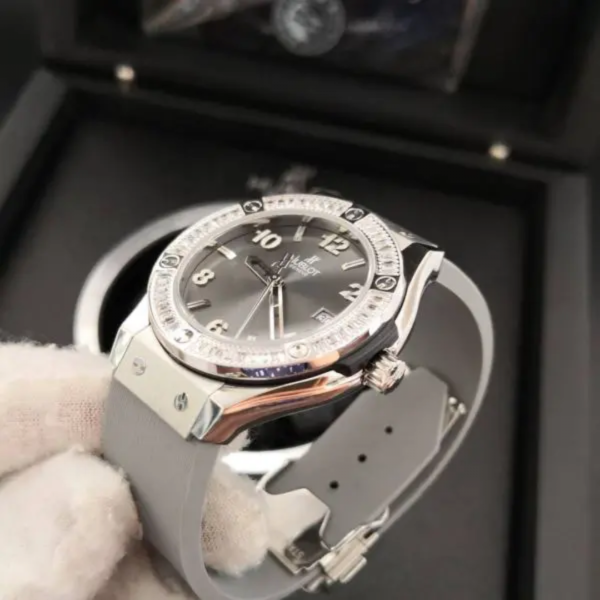 Hublot Big Bang Cinza Cravejado - Imagem 3